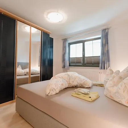 Haus Schennach Apartmán