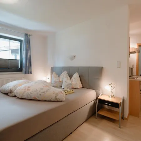 Haus Schennach Apartmán *