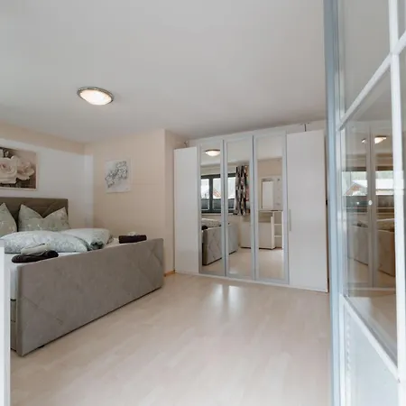 Apartment Haus Schennach Langenfeld